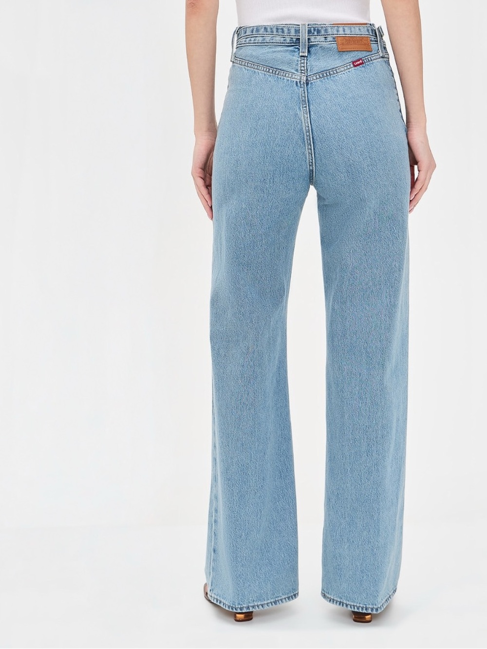 Levi’s Ribcage Belted Jean